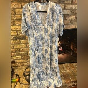 H&M Blue and White Midi Dress